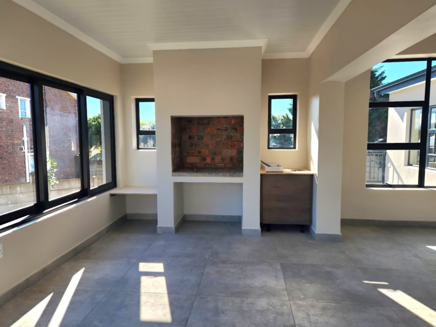 4 Bedroom Property for Sale in Stilbaai Wes Western Cape